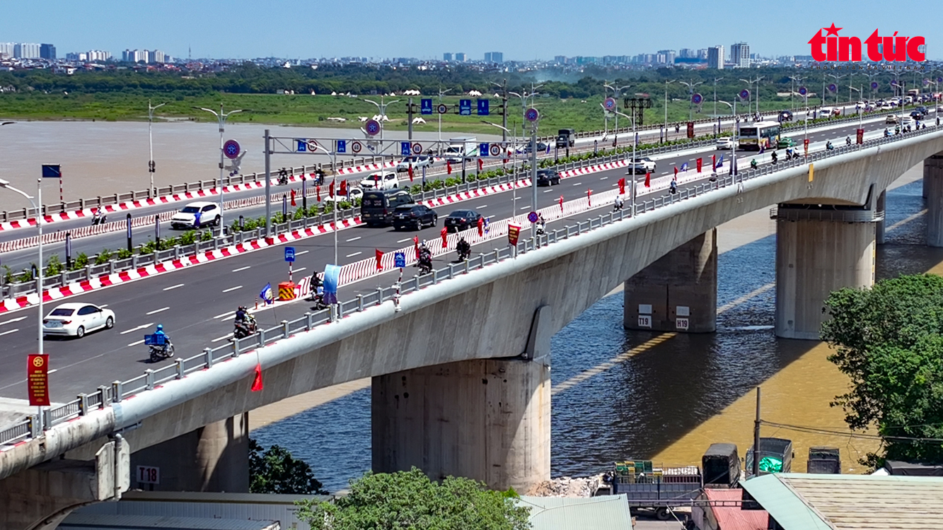 Hà Nội: Sau khi hợp nhất hai cầu Vĩnh Tuy, không còn cảnh ùn tắc giao thông - Ảnh 3.