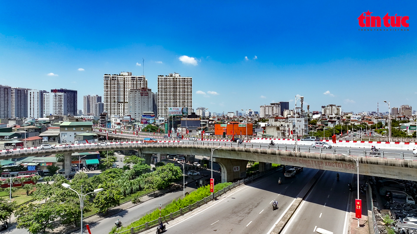 Hà Nội: Sau khi hợp nhất hai cầu Vĩnh Tuy, không còn cảnh ùn tắc giao thông - Ảnh 2.