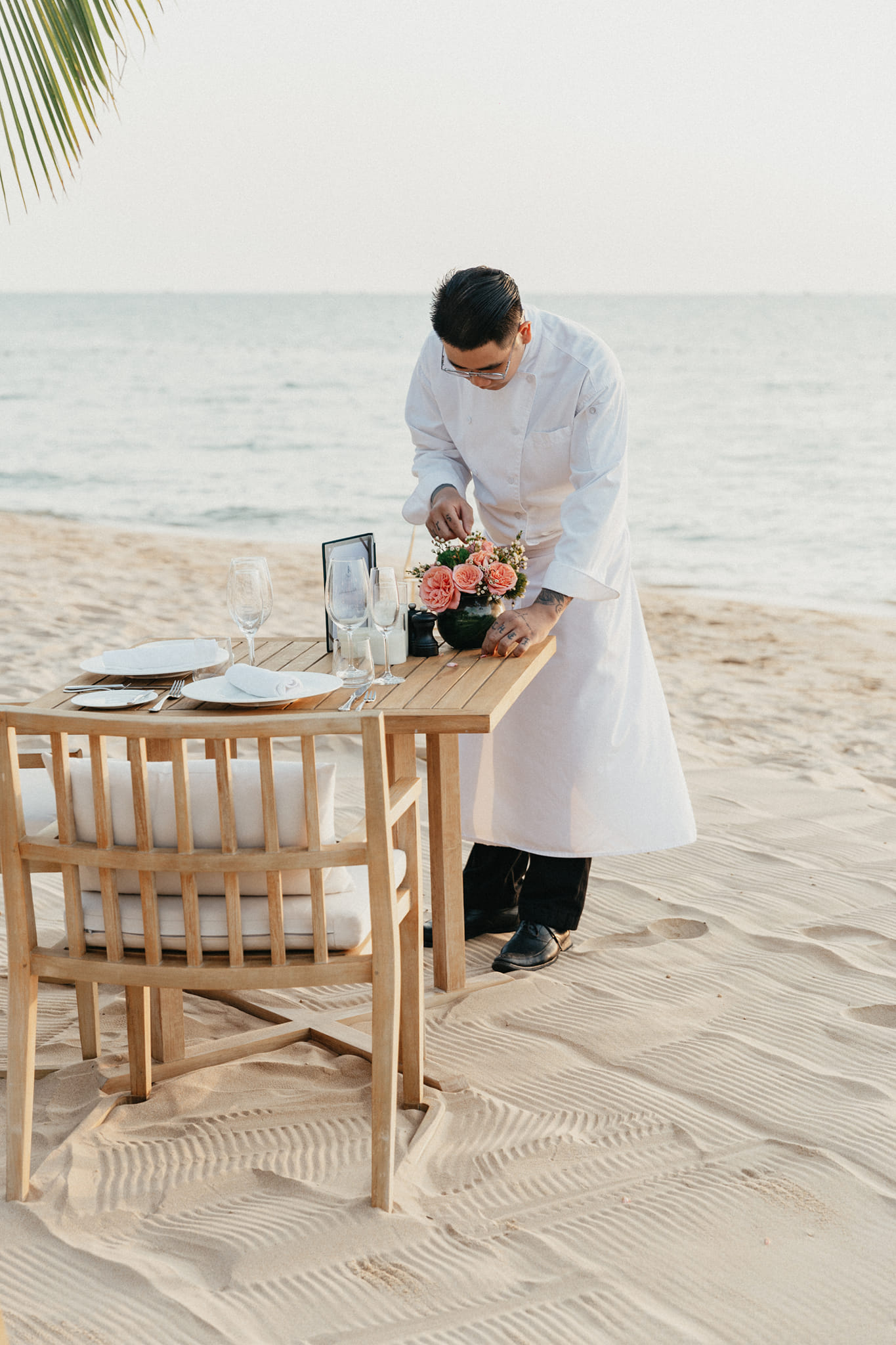 Daniel Huỳnh - Từ bữa cơm gia đình làm nên đầu bếp nhỏ tuổi nhất tại resort siêu sang ở Phú Quốc và sự định kiến khi "nâng tầm ẩm thực Việt" - Ảnh 9. Daniel Huỳnh - Từ bữa cơm gia đình làm nên đầu bếp nhỏ tuổi nhất tại resort siêu sang ở Phú Quốc và sự định kiến khi "nâng tầm ẩm thực Việt" - Ảnh 9.