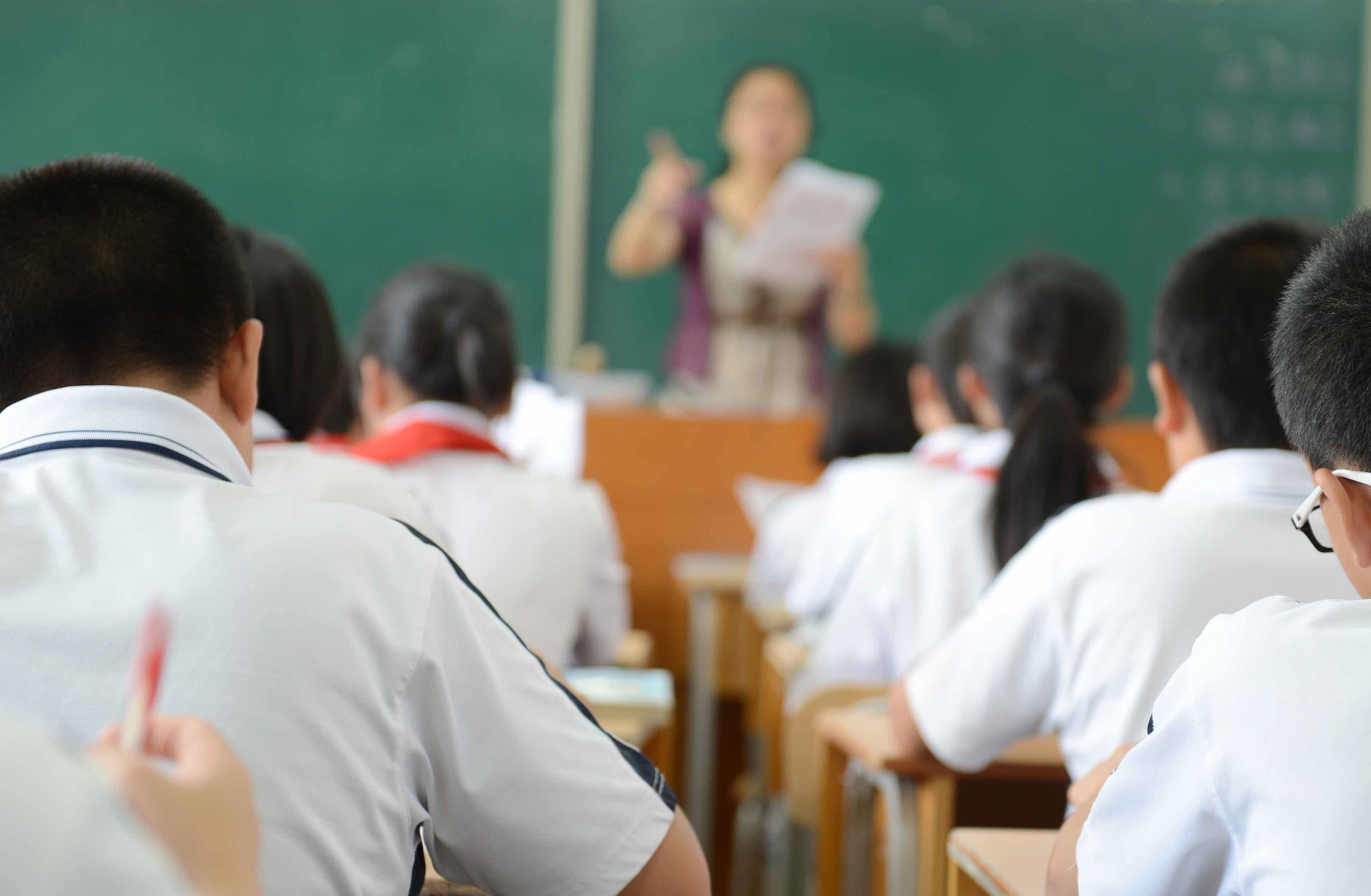 2 kiểu trẻ em có vẻ xuất sắc ở tiểu học nhưng lên cấp 2 rất dễ "tut dốc", cha mẹ cần lưu ý - Ảnh 1. 2 kiểu trẻ em có vẻ xuất sắc ở tiểu học nhưng lên cấp 2 rất dễ "tut dốc", cha mẹ cần lưu ý - Ảnh 1.