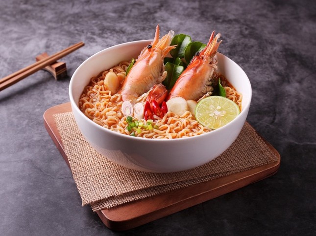 Không thể ngờ mắc 'cả tỉ bệnh khủng khiếp' này khi ăn nhiều mỳ tôm - Ảnh 2. Không thể ngờ mắc 'cả tỉ bệnh khủng khiếp' này khi ăn nhiều mỳ tôm - Ảnh 2.