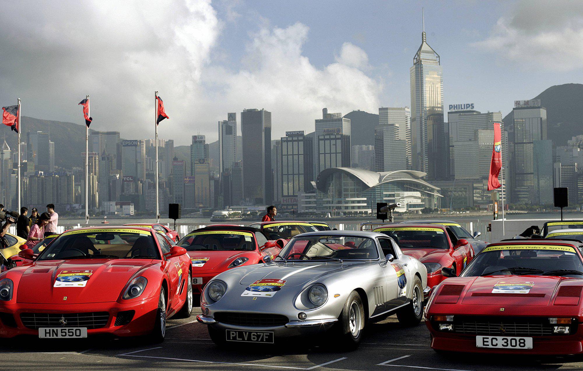 Phụ nữ tại quốc gia gần sát Việt Nam đang mua Ferrari nhiều nhất thế giới: Trung bình cứ 4 chiếc sẽ có 1 tài xế nữ - Ảnh 4. Phụ nữ tại quốc gia gần sát Việt Nam đang mua Ferrari nhiều nhất thế giới: Trung bình cứ 4 chiếc sẽ có 1 tài xế nữ - Ảnh 4.