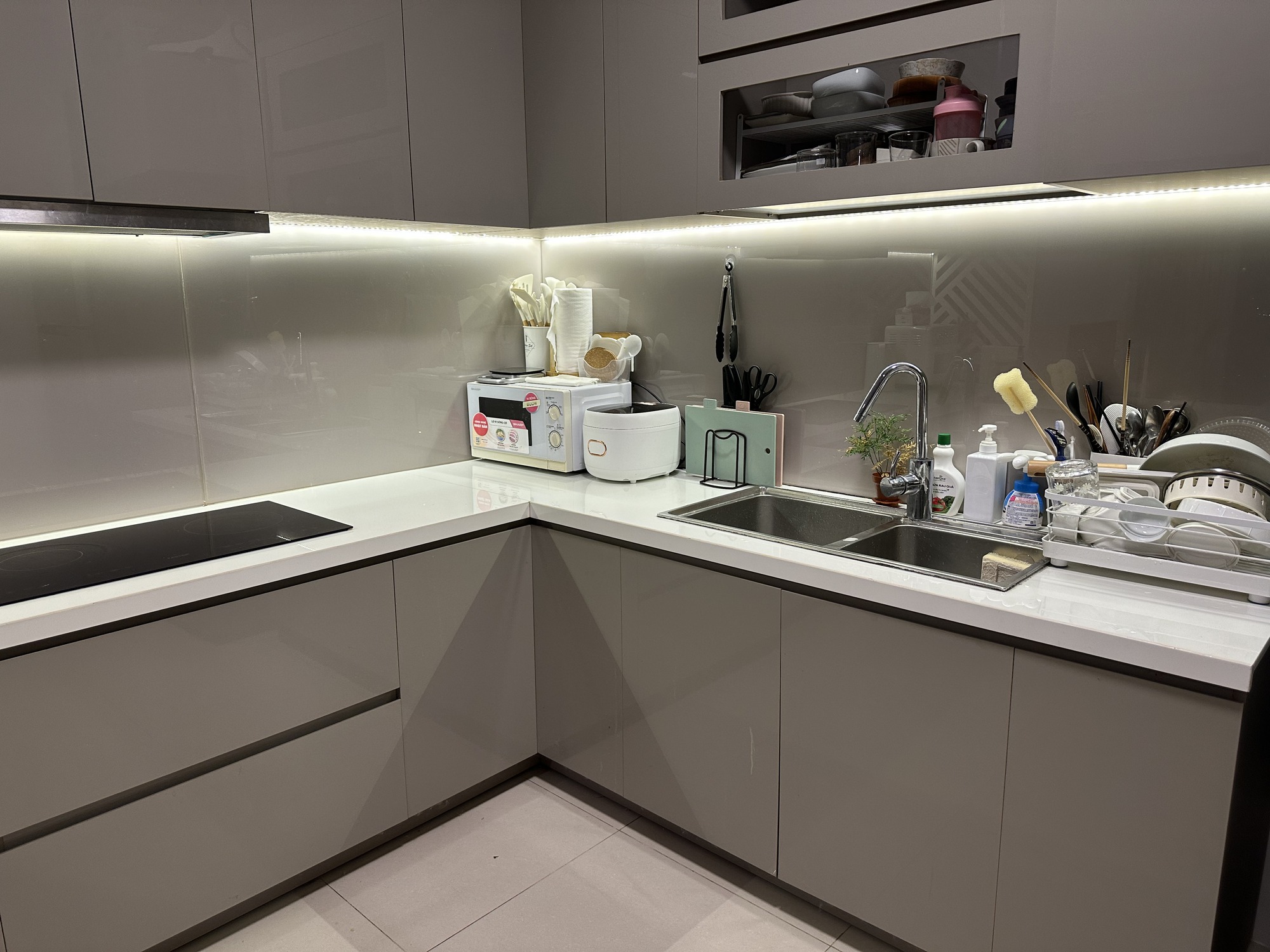 Cô gái ở thuê 20 triệu/tháng cùng người yêu: Tiền nhà nên chiếm 10-20% thu nhập, chi thật nhiều không gian mới như ý? - Ảnh 4. Cô gái ở thuê 20 triệu/tháng cùng người yêu: Tiền nhà nên chiếm 10-20% thu nhập, chi thật nhiều không gian mới như ý? - Ảnh 4.