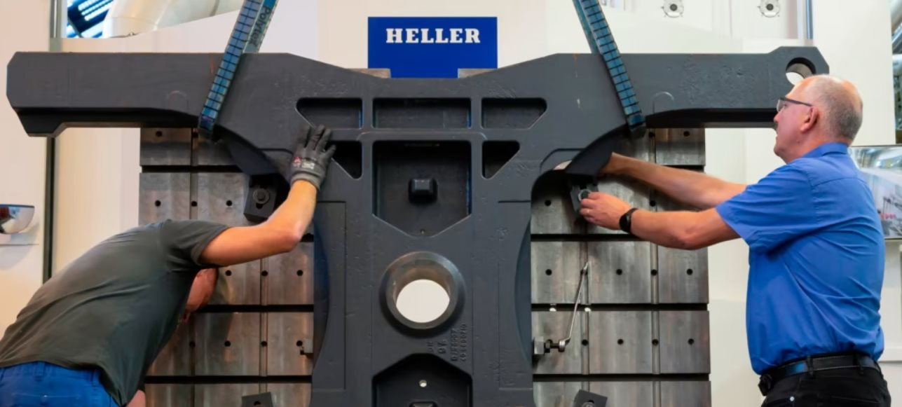 Một quốc gia châu Âu đang trải qua ‘cơn bão’ lớn nhất trong gần 2 thập kỷ, bị Trung Quốc vượt qua ở lĩnh vực từng là ‘cần câu cơm’, dự kiến sẽ khó vực dậy nhanh chóng trong thời gian tới - Ảnh 2.