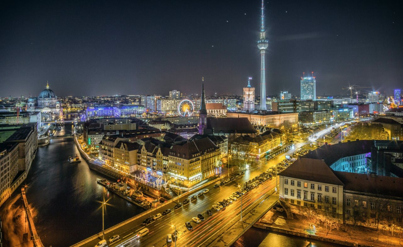 Một quốc gia châu Âu đang trải qua ‘cơn bão’ lớn nhất trong gần 2 thập kỷ, bị Trung Quốc vượt qua ở lĩnh vực từng là ‘cần câu cơm’, dự kiến sẽ khó vực dậy nhanh chóng trong thời gian tới - Ảnh 1.