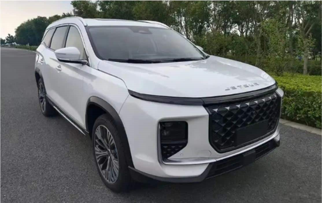 Hãng xe chuẩn bị vào Việt Nam sắp tung ra thị trường mẫu SUV cỡ trung chỉ 'ăn' xăng 1,49 lít/100km, so kè với Mazda CX-5 - Ảnh 1. Hãng xe chuẩn bị vào Việt Nam sắp tung ra thị trường mẫu SUV cỡ trung chỉ 'ăn' xăng 1,49 lít/100km, so kè với Mazda CX-5 - Ảnh 1.
