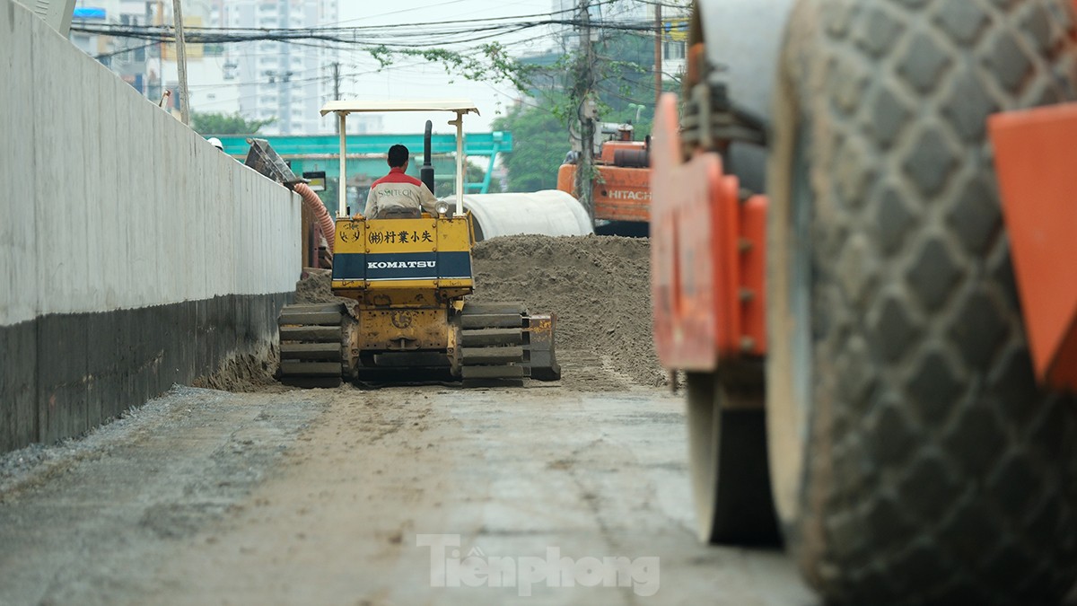 Mục sở thị hầm chui gần 800 tỷ ở Hà Nội đang tăng tốc thi công - Ảnh 2.