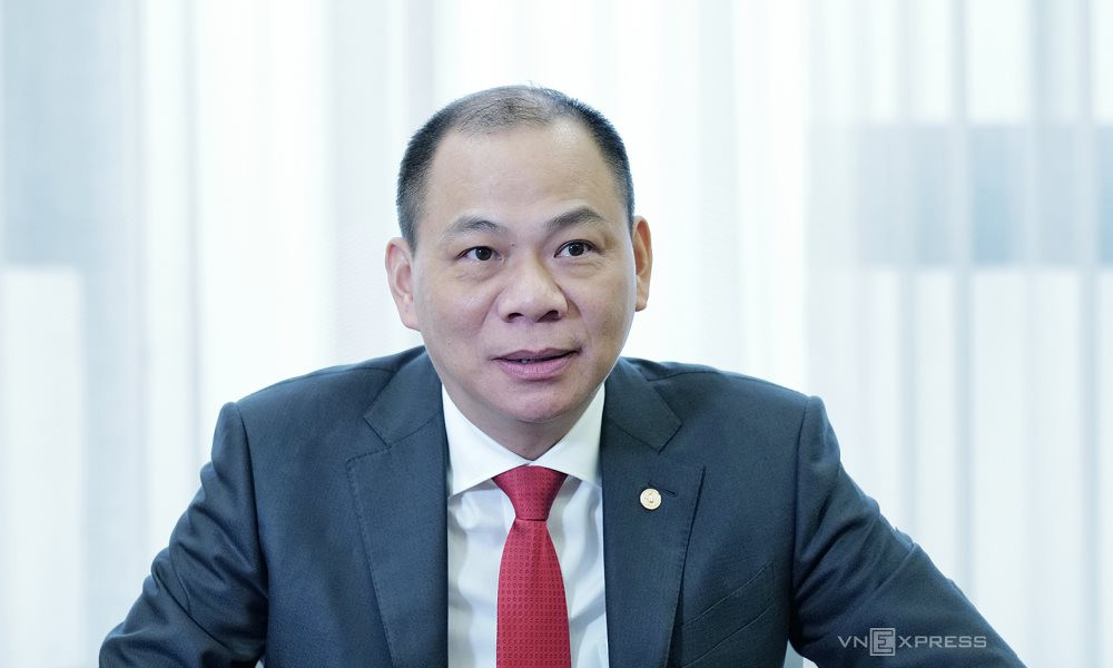 Thị giá giảm 22% sau một tháng, công ty riêng của tỷ phú Phạm Nhật Vượng đăng ký mua 16 triệu cổ phiếu VHM - Ảnh 1.