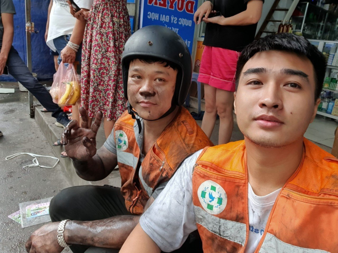 Người hùng áo cam trong vụ cháy chung cư mini: Ám ảnh khoảnh khắc sinh tử, từng yếu lòng muốn dựa vào bạn gái - Ảnh 5. Người hùng áo cam trong vụ cháy chung cư mini: Ám ảnh khoảnh khắc sinh tử, từng yếu lòng muốn dựa vào bạn gái - Ảnh 5.