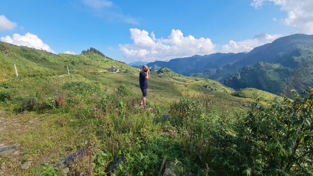 Người phụ nữ đầu tiên làm homestay ở Lùng Phình, vươn lên làm chủ cuộc sống nhờ du lịch - Ảnh 4.