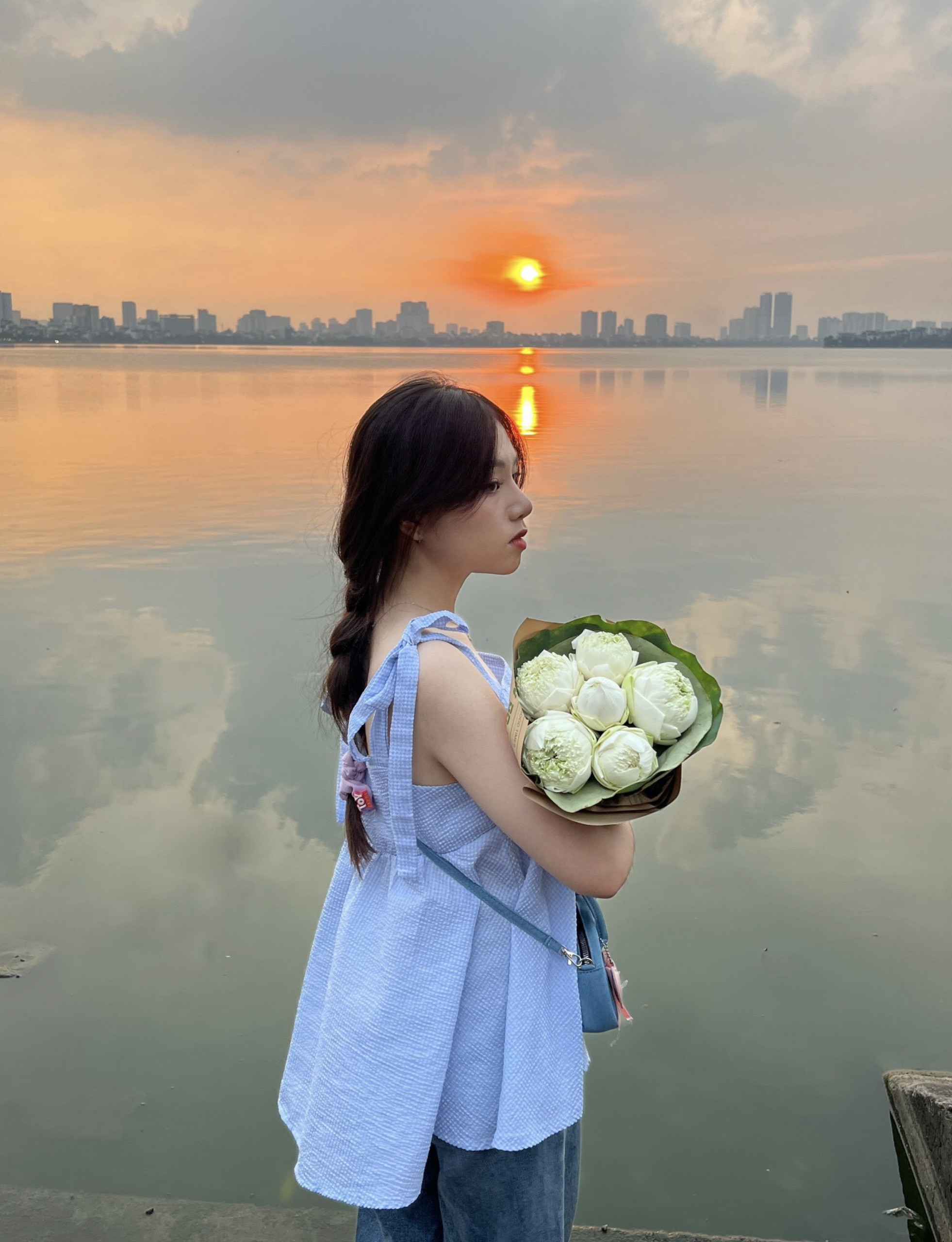 Hội mua nhà tiền tỷ trước 25 tuổi, làm việc ngày đêm để trả nợ và niềm vui xứng đáng - Ảnh 3. Hội mua nhà tiền tỷ trước 25 tuổi, làm việc ngày đêm để trả nợ và niềm vui xứng đáng - Ảnh 3.