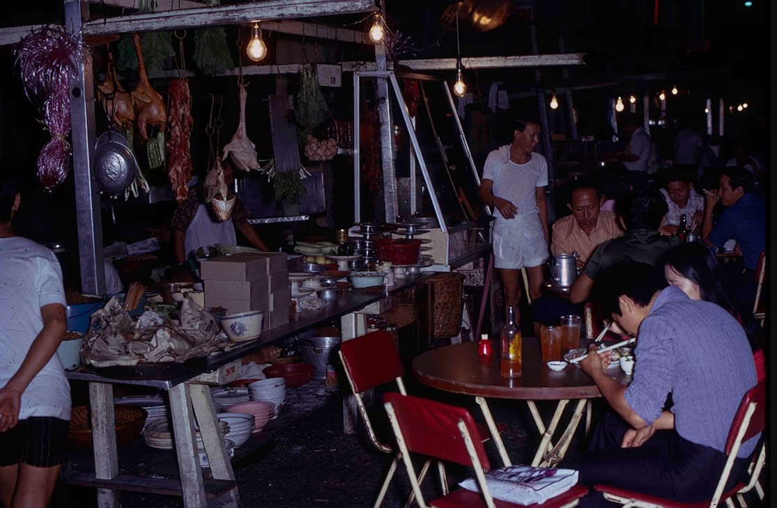 Xuất hiện loạt ảnh cực hiếm kể câu chuyện “ngày xửa ngày xưa” của “con hổ” Đông Nam Á - Ảnh 15.