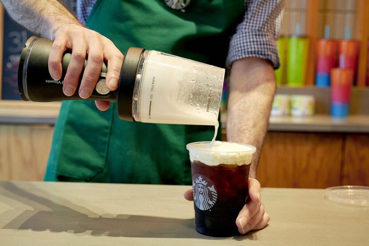 Cốc latte giá 7 USD không phải lý do khiến khách rời bỏ Starbucks, nguyên nhân đến từ một khía cạnh hoàn toàn khác - Ảnh 2.