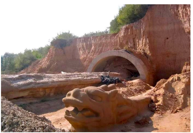 'Con rồng' dài 369m được tìm thấy, thôn dân vội báo cáo thì hiện trường ...