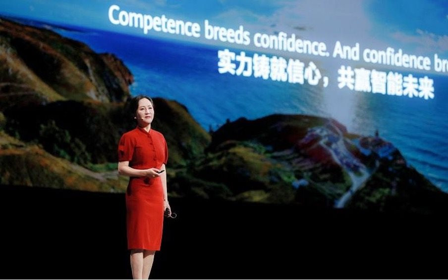 Lần đầu tiên sau 10 năm, Huawei tuyên bố thay đổi chiến lược, chuyển hướng tập trung vào AI - Ảnh 1.