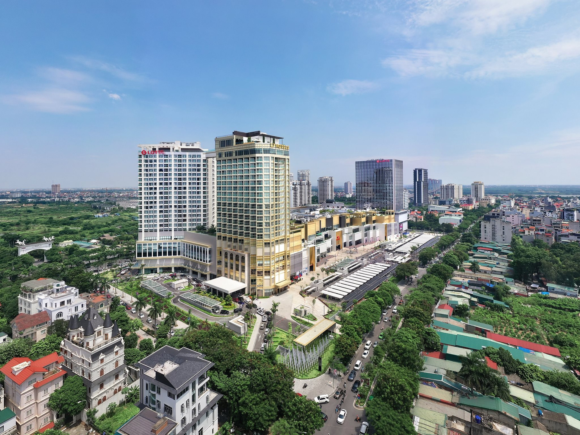 Cận cảnh độ “sang, xịn, mịn” của trung tâm thương mại lớn nhất Hà Nội - Ảnh 5.