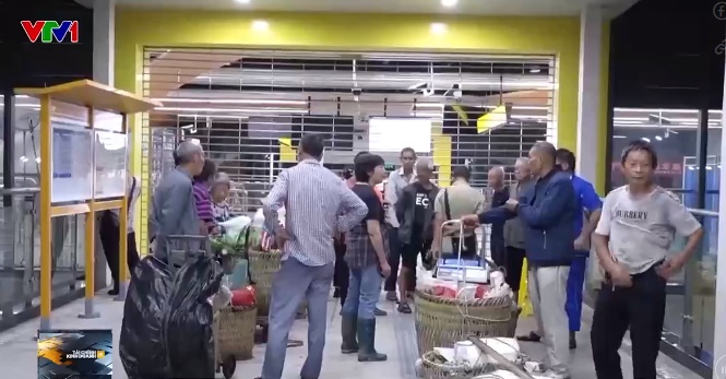 Chuyến tàu phục vụ người bán rau - Ảnh 1. Chuyến tàu phục vụ người bán rau - Ảnh 1.