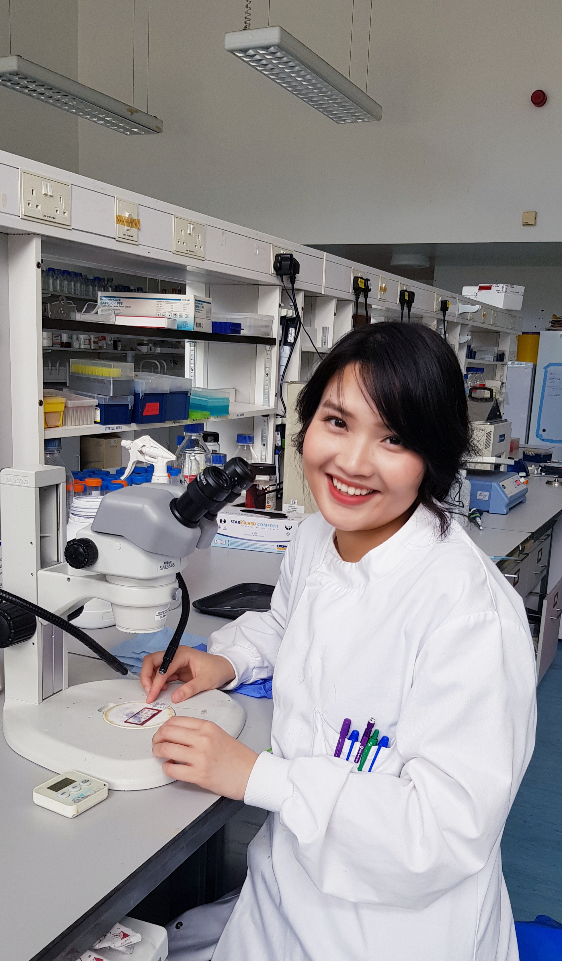 Điều kiện kinh tế không dư dả, nữ du học sinh Việt cày ngày cày đêm săn học bổng, nhận bằng tiến sỹ khi mới 28 tuổi - Ảnh 3. Điều kiện kinh tế không dư dả, nữ du học sinh Việt cày ngày cày đêm săn học bổng, nhận bằng tiến sỹ khi mới 28 tuổi - Ảnh 3.