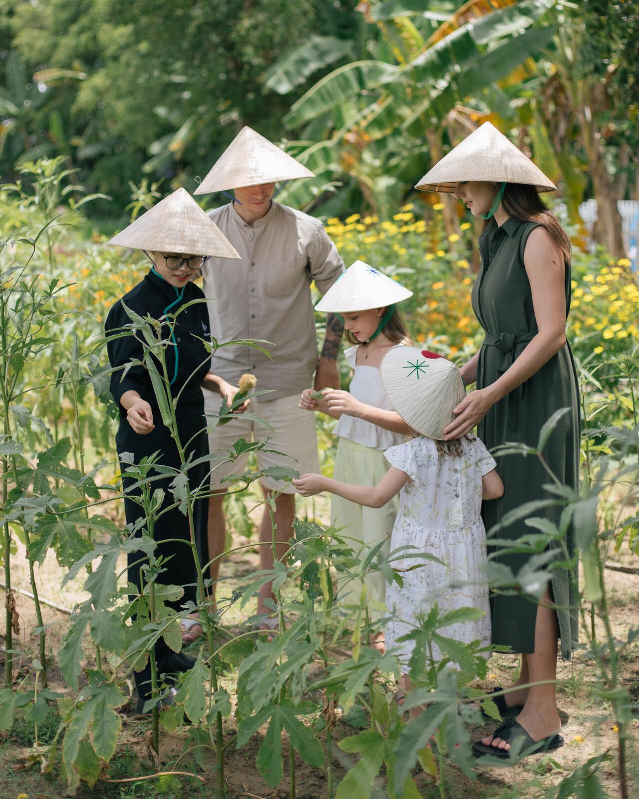 Dạy trẻ yêu thiên nhiên, sống nhân ái, thêm sáng tạo từ những điều nhỏ nhặt  - Ảnh 1.