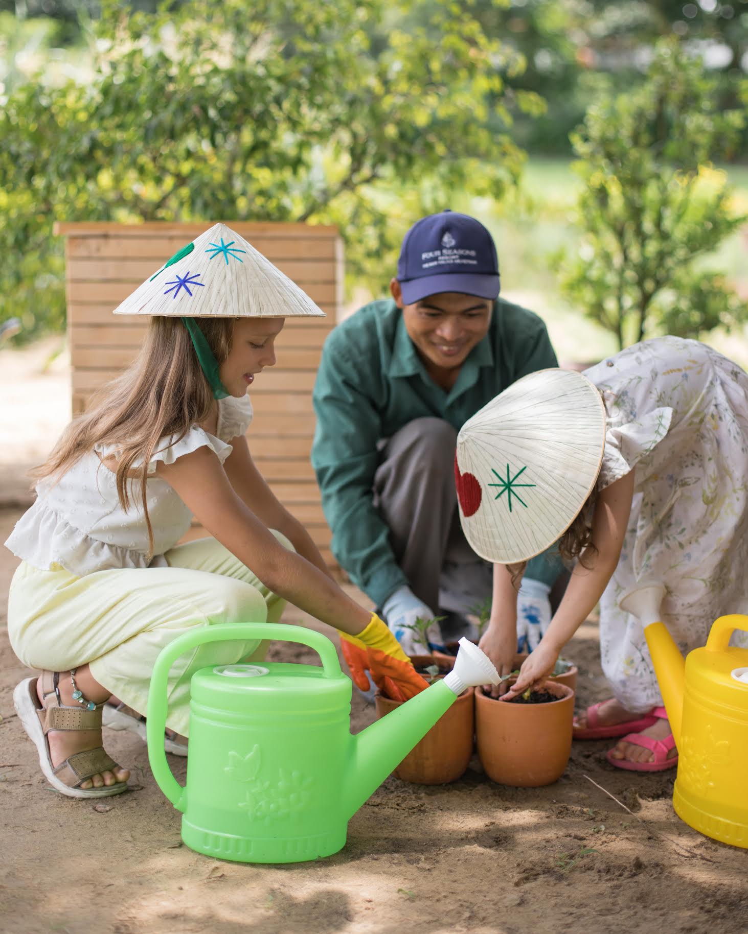 Dạy trẻ yêu thiên nhiên, sống nhân ái, thêm sáng tạo từ những điều nhỏ nhặt  - Ảnh 2.