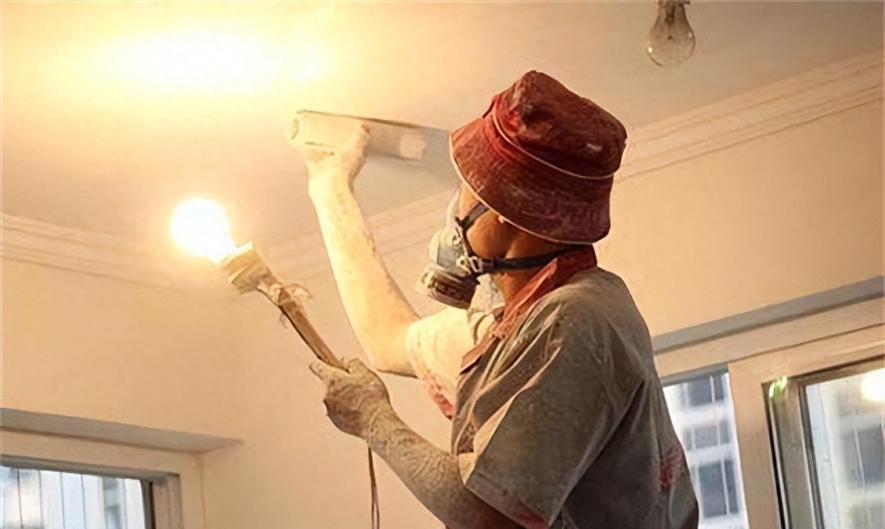 Tiến sĩ trẻ nhất ĐH top đầu châu Á phải đi làm thợ sơn tường: Tham vọng giàu nhanh đẩy cuộc sống vào ngõ cụt - Ảnh 3. Tiến sĩ trẻ nhất ĐH top đầu châu Á phải đi làm thợ sơn tường: Tham vọng giàu nhanh đẩy cuộc sống vào ngõ cụt - Ảnh 3.