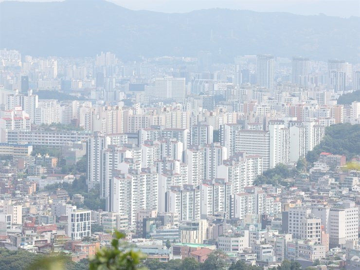 Thông tin gây chấn động Hàn Quốc: 30 người mua gần 8.000 bất động sản trong suốt 5 năm - Ảnh 2.