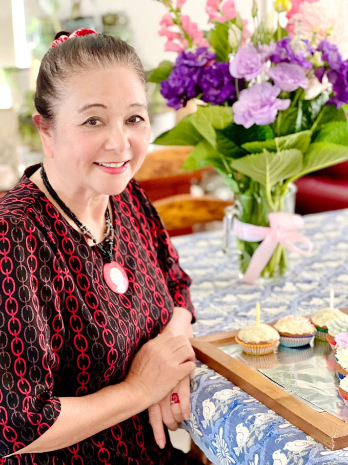 &quot;Ni cô Huyền Trang&quot; của Biệt động Sài Gòn: Mỹ nhân có cuộc sống bình yên, viên mãn nhất dàn diễn viên chính - Ảnh 4.