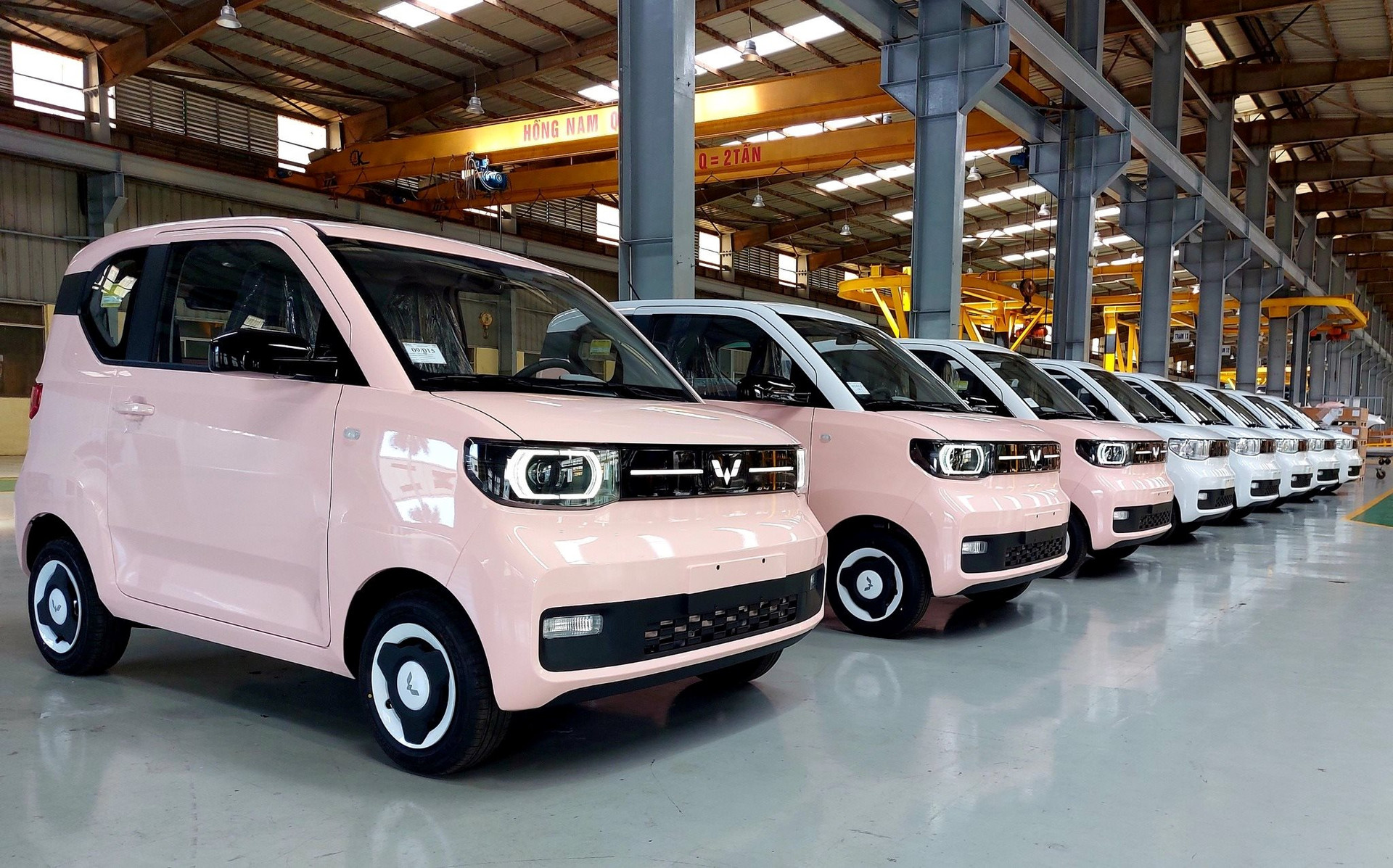 Xe VinFast mầu hồng và những lựa chọn cho các cô nàng xinh đẹp - Đại lý  VinFast Hà Nội