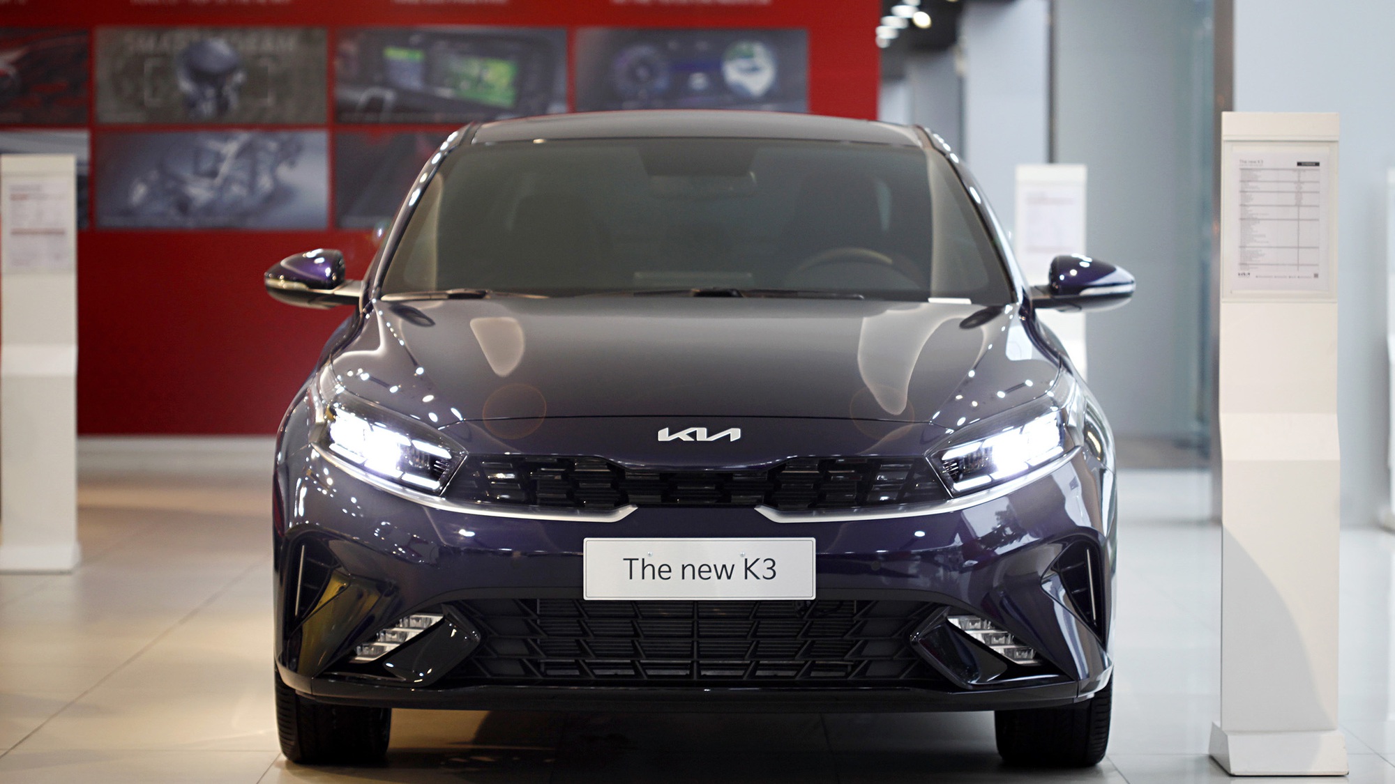 Bảng giá xe KIA tháng 9: KIA K3 được giảm giá tới 34 triệu đồng - Ảnh 1.