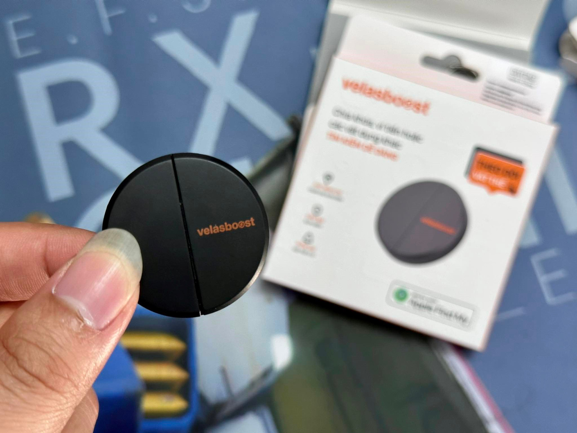 Giải mã cơn sốt thiết bị định vị hàng Việt bán 1.500 chiếc sau 1 tuần lên kệ: "Xịn" như đồ Apple, giá rẻ hơn một nửa, pin trâu 6 tháng - Ảnh 2.