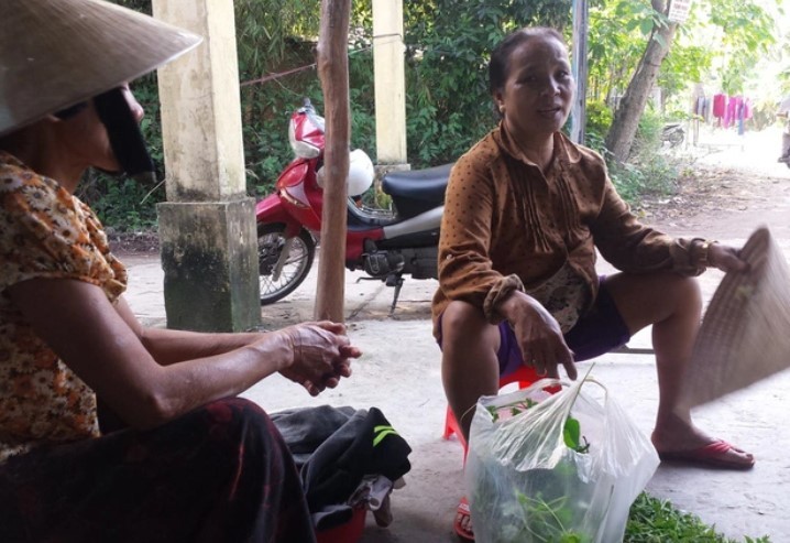 Ngôi làng “tinh hoa hội tụ, phụ nữ rất yêu” ở Huế: Đàn ông làm hết việc nặng, phụ nữ chỉ việc ngồi chơi - Ảnh 4. Ngôi làng “tinh hoa hội tụ, phụ nữ rất yêu” ở Huế: Đàn ông làm hết việc nặng, phụ nữ chỉ việc ngồi chơi - Ảnh 4.