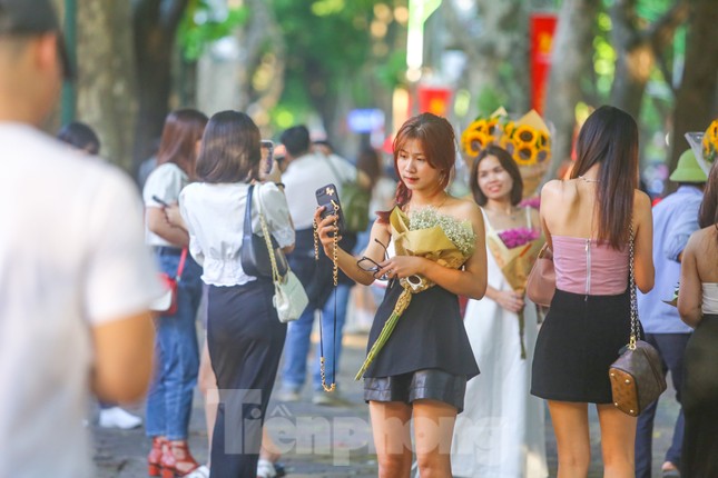 Rầm rộ lên dây cót, vì sao du lịch vẫn 'thất thu' dịp 2/9? - Ảnh 1.