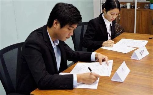 “Từ 1 đến 100 có bao nhiêu chữ số 9?”: Trả lời 10 và 19, ứng viên lập tức bị loại - Ảnh 2. “Từ 1 đến 100 có bao nhiêu chữ số 9?”: Trả lời 10 và 19, ứng viên lập tức bị loại - Ảnh 2.