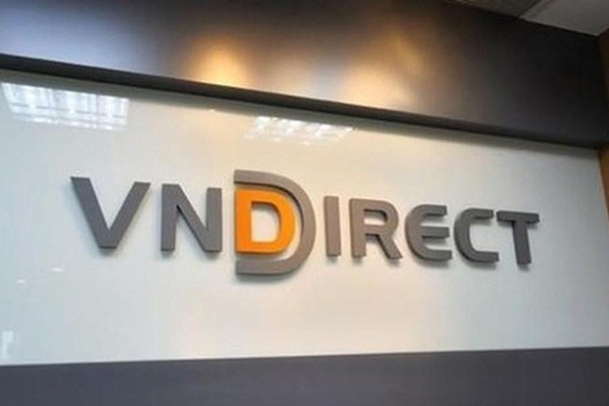 Giám đốc tài chính VNDirect muốn thoái sạch vốn khi giá cổ phiếu tăng mạnh từ đáy - Ảnh 1.