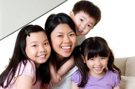 Nhà có 3 kiểu người mẹ sau đây, tương lai con cái như được chắp đôi cánh, đi đâu cũng tự tin bay cao bay xa - Ảnh 1. Nhà có 3 kiểu người mẹ sau đây, tương lai con cái như được chắp đôi cánh, đi đâu cũng tự tin bay cao bay xa - Ảnh 1.