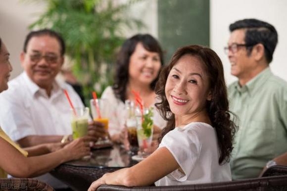 Bà già 67 tuổi khuyên, sau nghỉ hưu dù có chuyện gì cũng đừng gặp 3 người này: Hãy để tuổi già an yên - Ảnh 2. Bà già 67 tuổi khuyên, sau nghỉ hưu dù có chuyện gì cũng đừng gặp 3 người này: Hãy để tuổi già an yên - Ảnh 2.