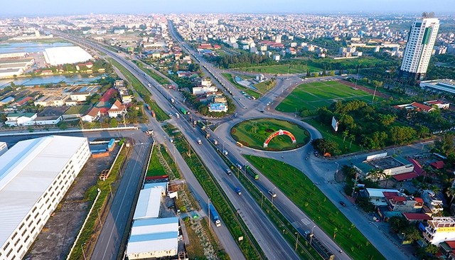 Tỉnh “đất chật người đông” có quy mô kinh tế thứ 11 cả nước dồn dập đón các dự án hàng trăm triệu USD - Ảnh 1. Tỉnh “đất chật người đông” có quy mô kinh tế thứ 11 cả nước dồn dập đón các dự án hàng trăm triệu USD - Ảnh 1.