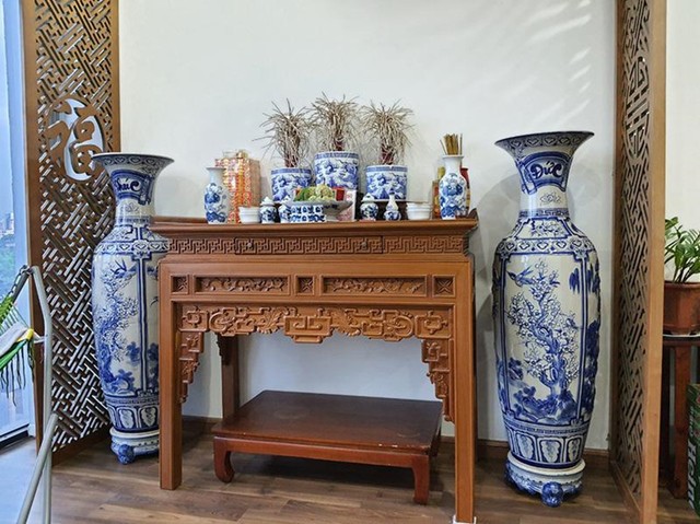 2 đồ vật đặt gần bát hương trên ban thờ, thấy đã nhiều nhưng không phải ai cũng biết tên gọi đúng - Ảnh 7.