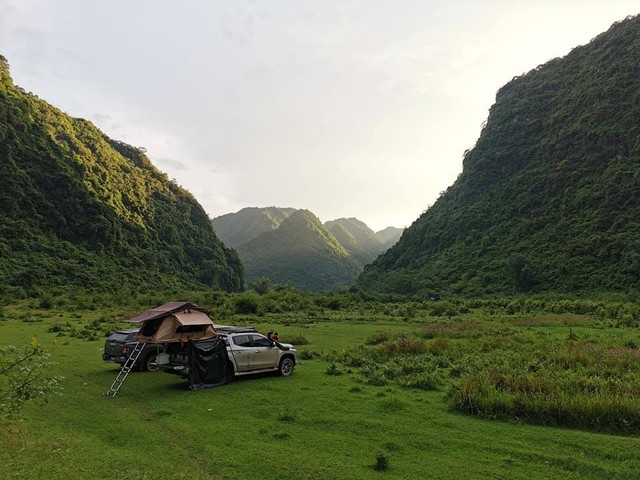 Hang động trong núi ở nơi cách Hà Nội hơn 100km, du khách nhận xét tới đây "ngỡ như đi xuống địa ngục" - Ảnh 5.