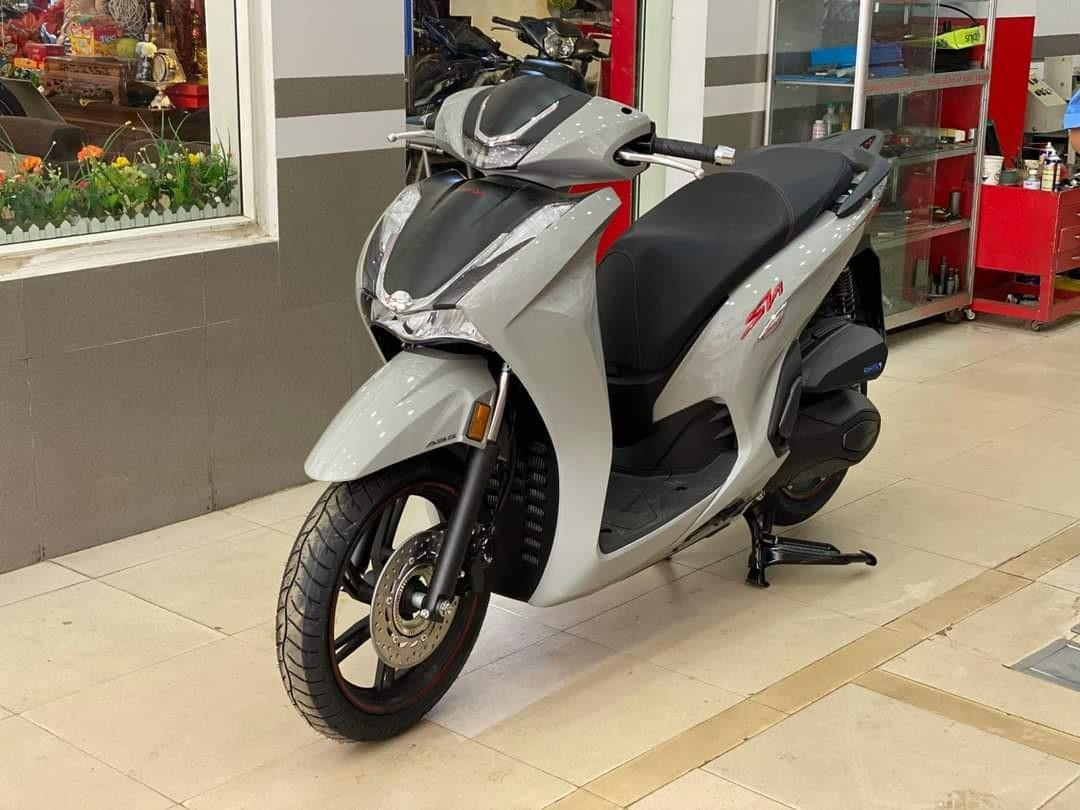 Xả hàng cận Tết, Honda SH 350i bất ngờ &quot;chạm đáy&quot;, bán thấp hơn giá đề xuất tới 22 triệu đồng - Ảnh 2.