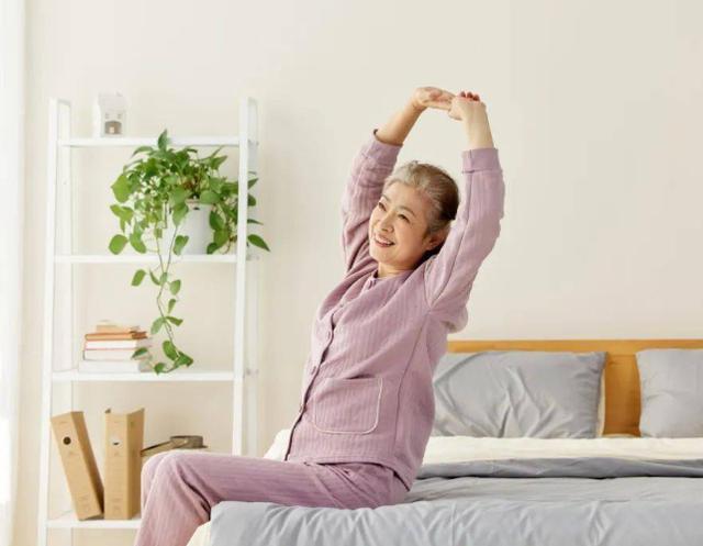 Nghiên cứu chỉ ra mối liên hệ bất ngờ giữa giấc ngủ trưa và tuổi thọ: Nghỉ đúng cách giúp não "chậm già", sống lâu- Ảnh 3. Nghiên cứu chỉ ra mối liên hệ bất ngờ giữa giấc ngủ trưa và tuổi thọ: Nghỉ đúng cách giúp não "chậm già", sống lâu- Ảnh 3.