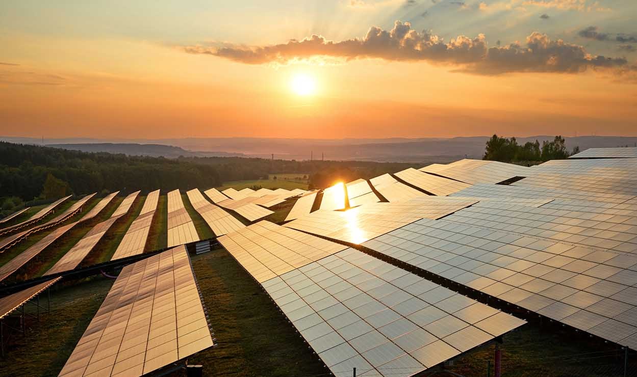 Công suất năng lượng tái tạo của thế giới tăng 50% vào năm 2023 - Ảnh 1. Công suất năng lượng tái tạo của thế giới tăng 50% vào năm 2023 - Ảnh 1.