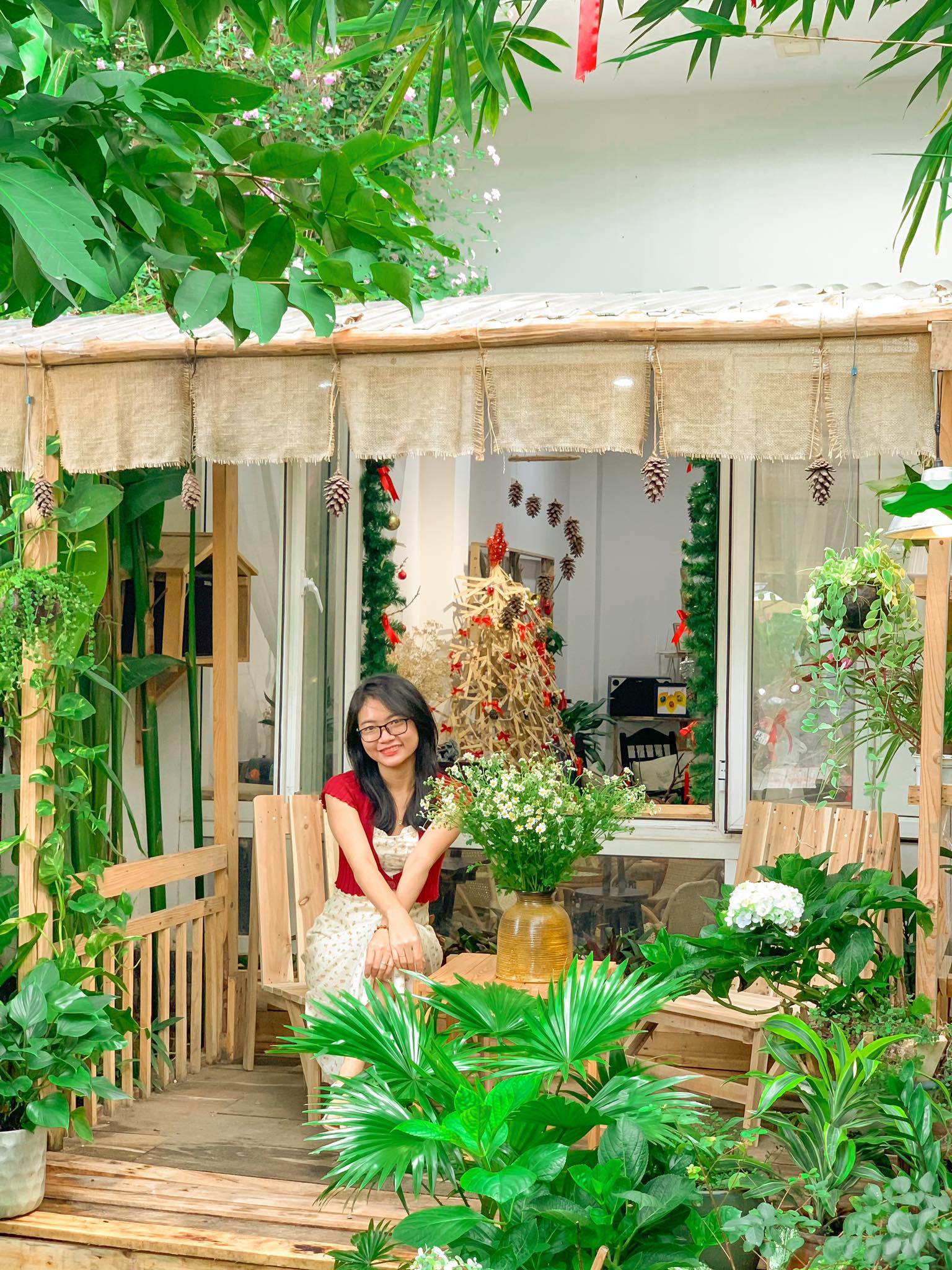 Nghỉ việc ngân hàng ổn định để khởi nghiệp "bấp bênh": Làm chủ là làm luôn chủ nhật, thu nhập thấp hơn rất nhiều- Ảnh 1.