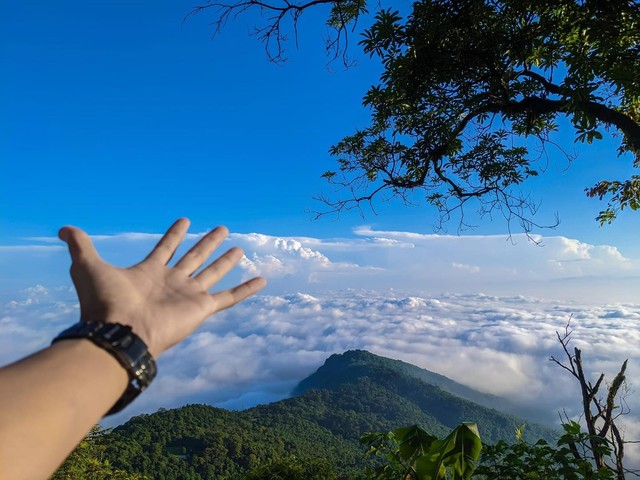 Không cần đi xa để săn mây, ngay Hà Nội cũng có 1 điểm lý tưởng, cũng chính là nơi cao nhất thủ đô - Ảnh 5. Không cần đi xa để săn mây, ngay Hà Nội cũng có 1 điểm lý tưởng, cũng chính là nơi cao nhất thủ đô - Ảnh 5.