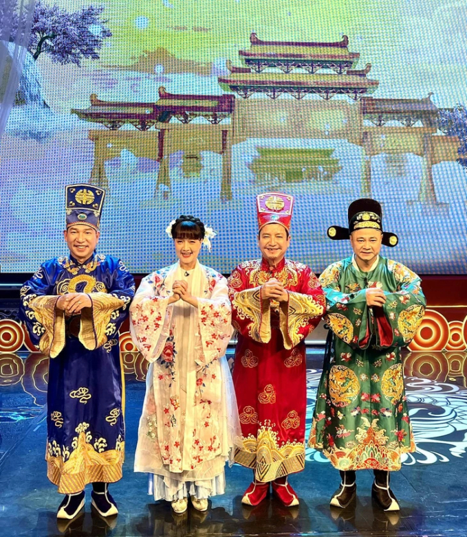 Rộ nghi vấn dàn Táo Quân quen thuộc đồng loạt rời show, chỉ còn "Ngọc Hoàng" Quốc Khánh góp mặt? - Ảnh 2. Rộ nghi vấn dàn Táo Quân quen thuộc đồng loạt rời show, chỉ còn "Ngọc Hoàng" Quốc Khánh góp mặt? - Ảnh 2.