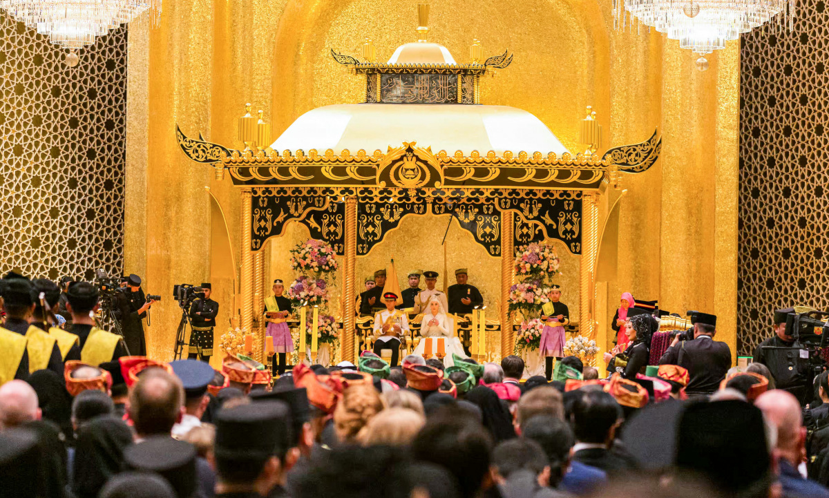 Chiêm ngưỡng lễ cưới hoành tráng của Hoàng tử Brunei  - Ảnh 5.