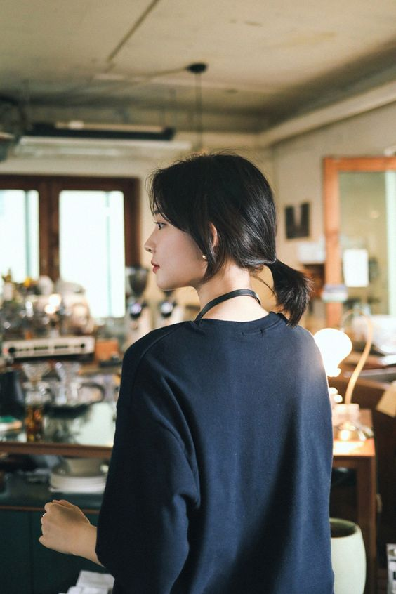 Cựu DHS Nhật gây tranh cãi với phát ngôn: “Lương 50 triệu đồng không đủ sống" - Sự thật có khó sống không?- Ảnh 1. Cựu DHS Nhật gây tranh cãi với phát ngôn: “Lương 50 triệu đồng không đủ sống" - Sự thật có khó sống không?- Ảnh 1.