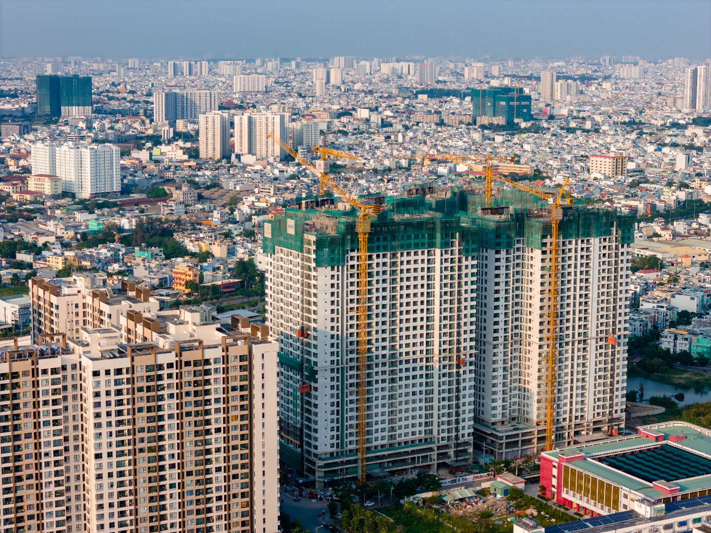 Niềm tin người mua nhà dần hồi phục, dự án nào đón dòng tiền? - Ảnh 2. Niềm tin người mua nhà dần hồi phục, dự án nào đón dòng tiền? - Ảnh 2.