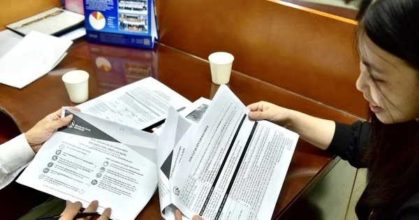 Cân nhắc quy định ngân hàng thương mại làm đại lý bảo hiểm nhân thọ - Ảnh 1.