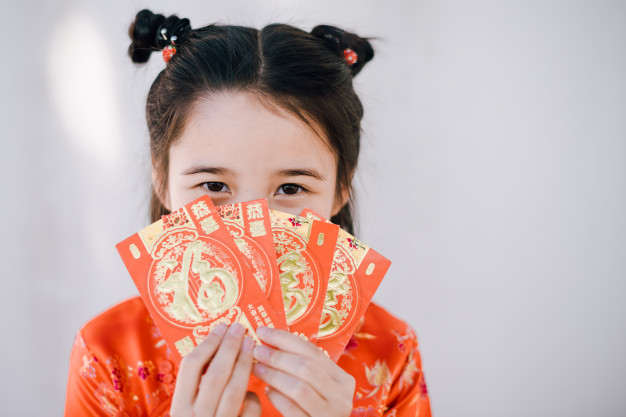 Bỏ phong bao 20 nghìn đồng, tôi từng bị một đứa trẻ bĩu môi chê ít: Tết đến, lì xì bỗng nhiên trở thành gánh nặng - Ảnh 3. Bỏ phong bao 20 nghìn đồng, tôi từng bị một đứa trẻ bĩu môi chê ít: Tết đến, lì xì bỗng nhiên trở thành gánh nặng - Ảnh 3.